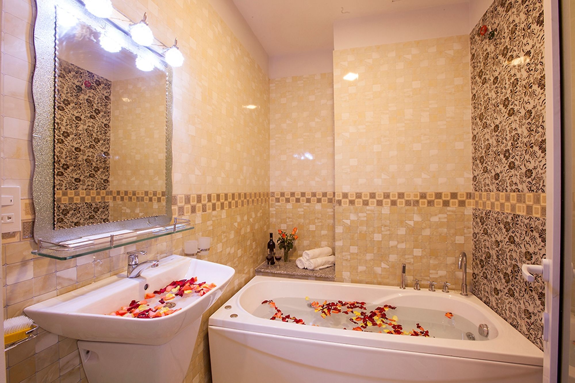 Phuong Nam Guest House Mui Ne Exterior photo